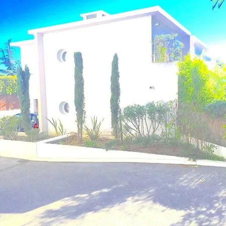 Holiday home Maison Bijou Plage, Juan Les Pins-antibes *
